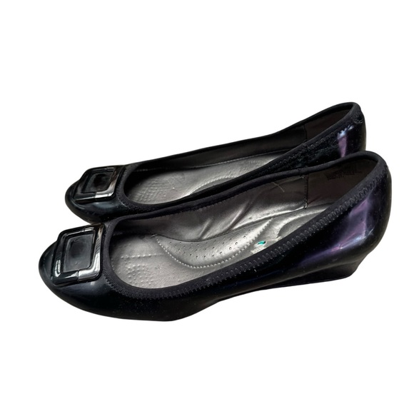 Bandolino Black Flats with Buckle - Picture 3 of 6